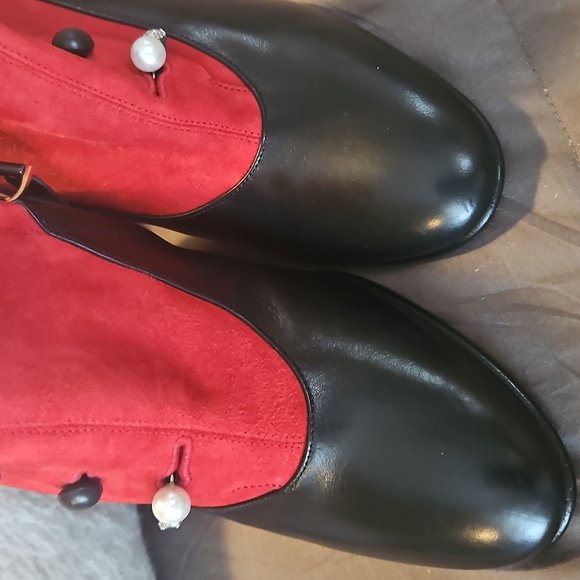 Ralph Lauren Red and Black Heeled Boots - Picture 3 of 11